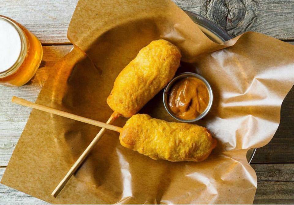 Old Crow Smokehouse | night club | 21022 Pacific Coast Hwy, Huntington Beach, CA 92648, USA | 7145360381 OR +1 714-536-0381