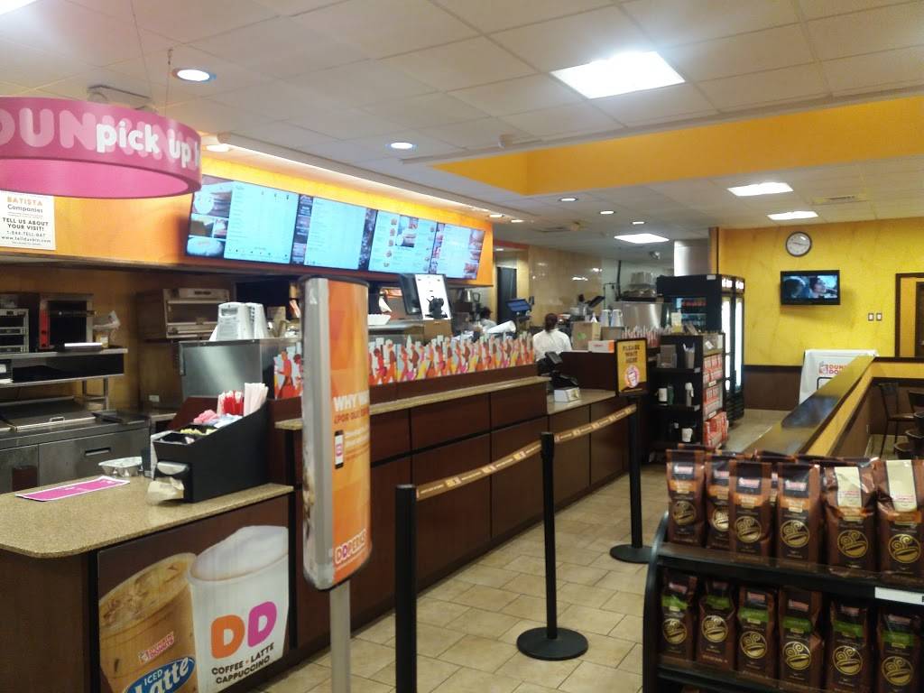 Dunkin | bakery | 893 E Main St, Meriden, CT 06450, USA | 2033790930 OR +1 203-379-0930