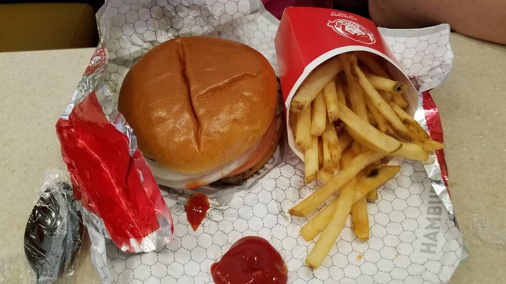 Wendys | restaurant | 1882 Port Republic Rd, Harrisonburg, VA 22801, USA | 5406155449 OR +1 540-615-5449