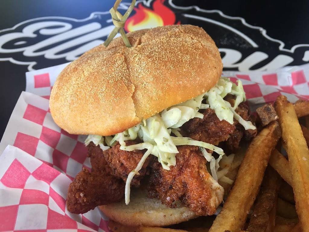 Ellie Lous Brews & BBQ | restaurant | 336 Moore Rd, Ocoee, FL 34761, USA | 4073479515 OR +1 407-347-9515