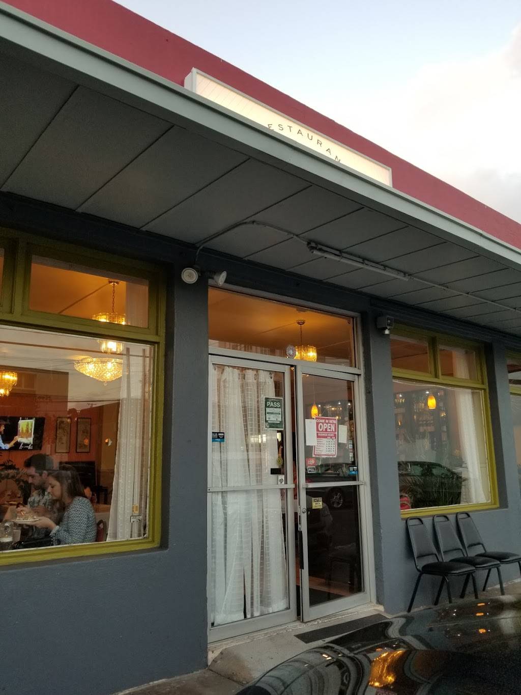 Restaurant XO | restaurant | 3434 Waialae Ave, Honolulu, HI 96816, USA | 8087323838 OR +1 808-732-3838