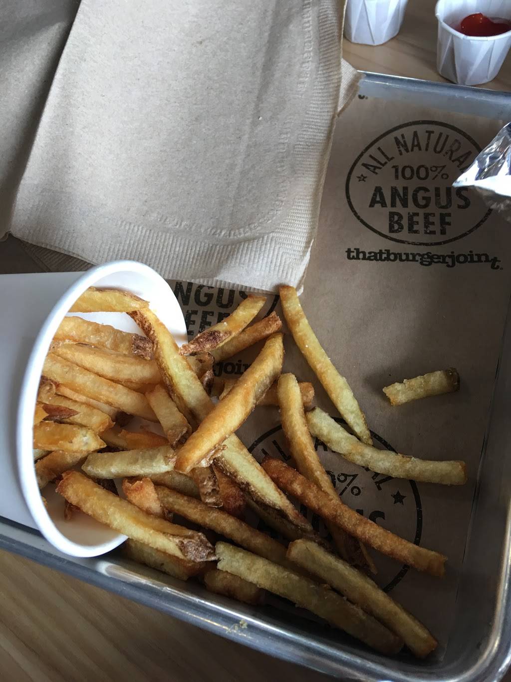 That Burger Joint | restaurant | 2105 N Veterans Pkwy, Bloomington, IL 61704, USA | 3098082382 OR +1 309-808-2382