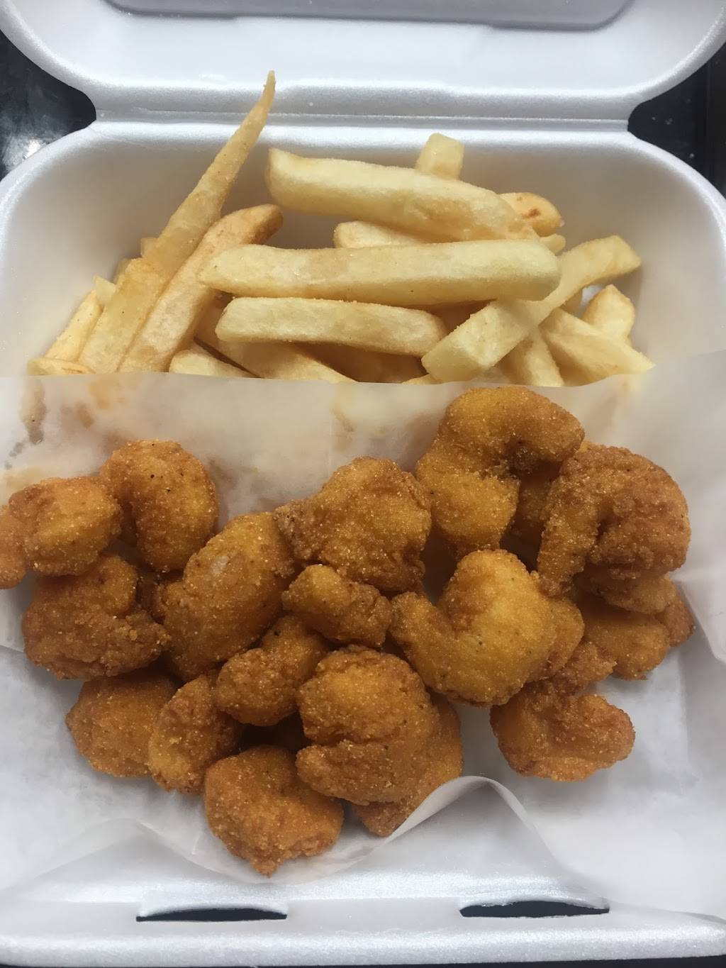 Wing Cookout | restaurant | 303 W 70th St, Shreveport, LA 71106, USA | 3186265727 OR +1 318-626-5727