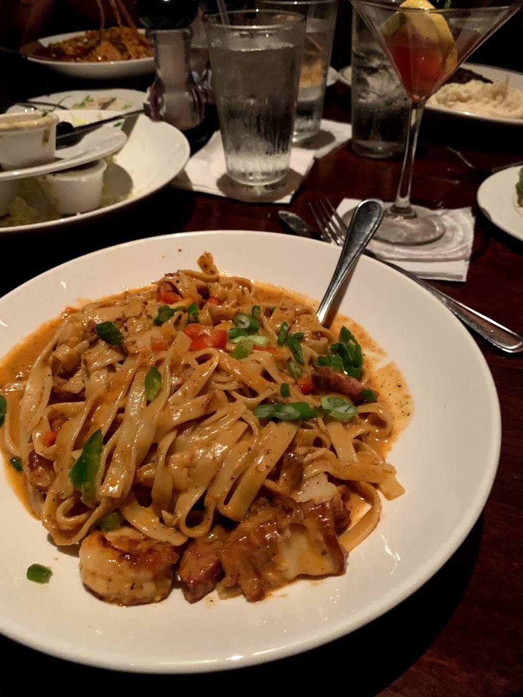 Village Tavern | restaurant | 14555 SW 2nd St, Pembroke Pines, FL 33027, USA | 9548741001 OR +1 954-874-1001