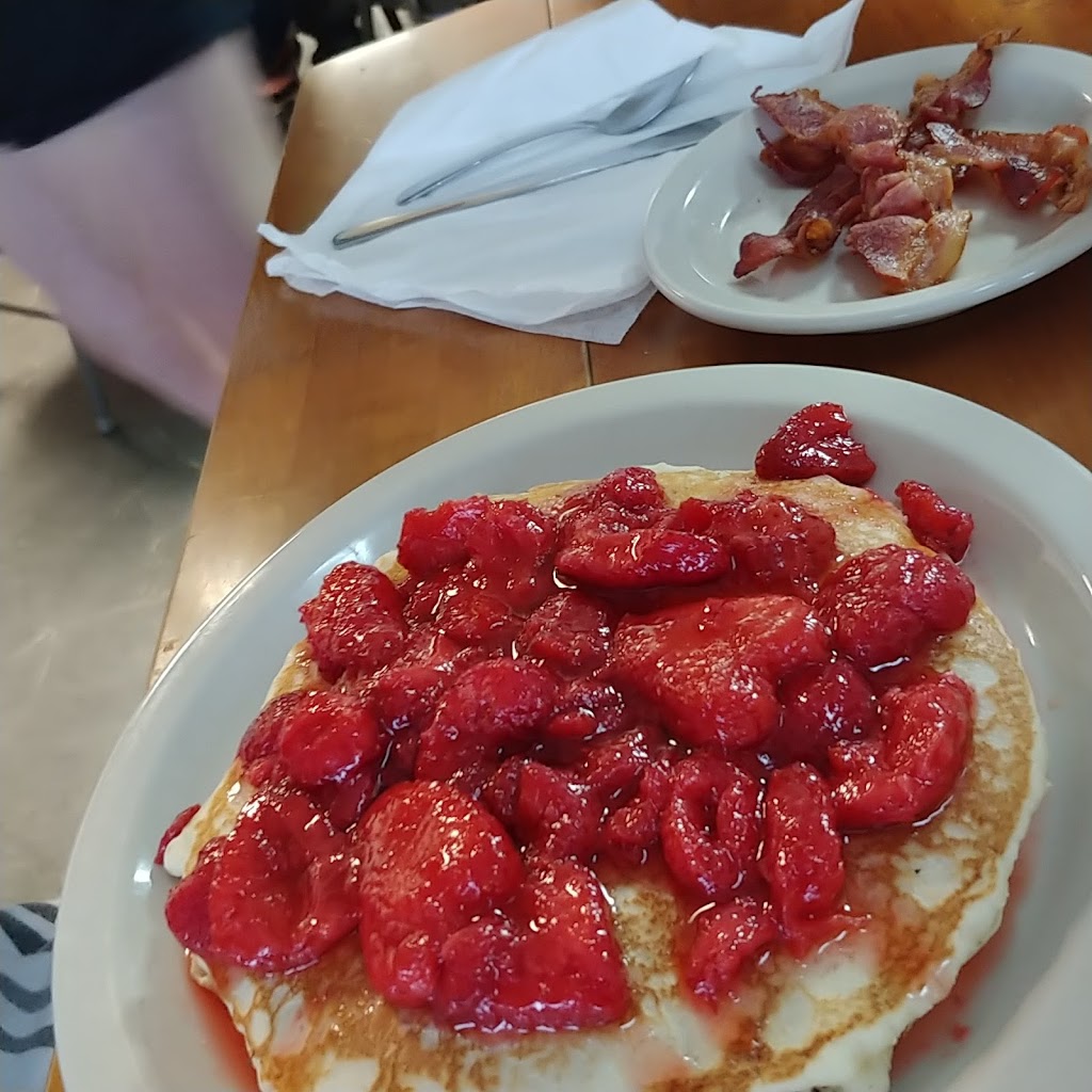 Ziggys Cafe | cafe | 462 U.S. Hwy 70 W, Havelock, NC 28532, USA | 2524474746 OR +1 252-447-4746