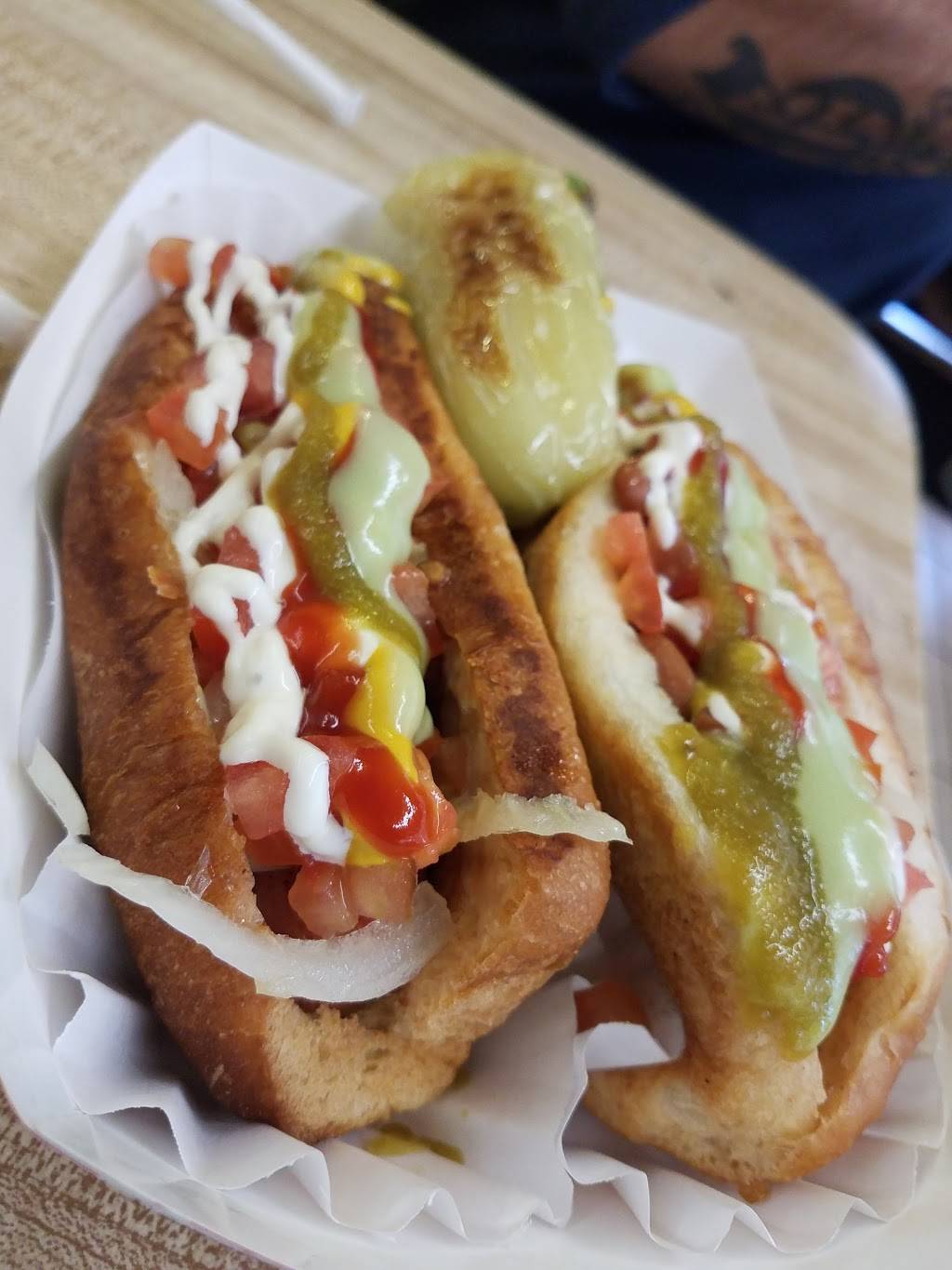 La Pasadita Hot Dogs | restaurant | 4611 W Indian School Rd, Phoenix, AZ 85031, USA | 6025957471 OR +1 602-595-7471
