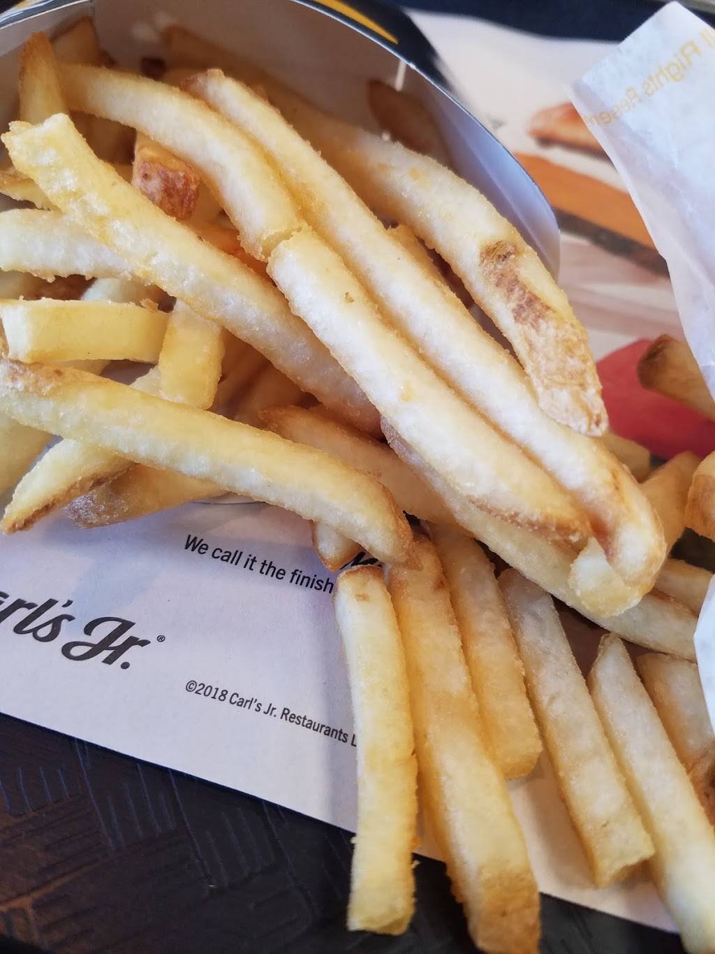 Carls Jr. | restaurant | 2320 E 4th St, Los Angeles, CA 90033, USA | 3232622603 OR +1 323-262-2603