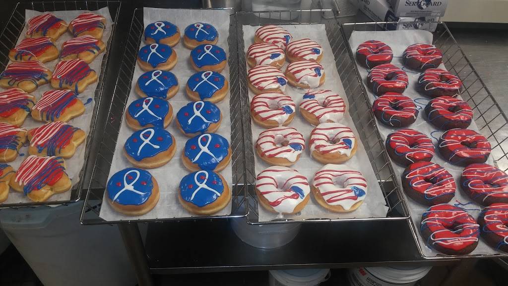 Dunkin | cafe | 5555 Roosevelt Blvd, Jacksonville, FL 32244, USA | 9043841284 OR +1 904-384-1284