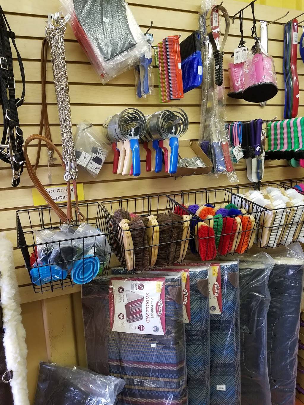 East Hill Feed & Supply | restaurant | 7500 Muller Rd, Bakersfield, CA 93307, USA | 6613635213 OR +1 661-363-5213