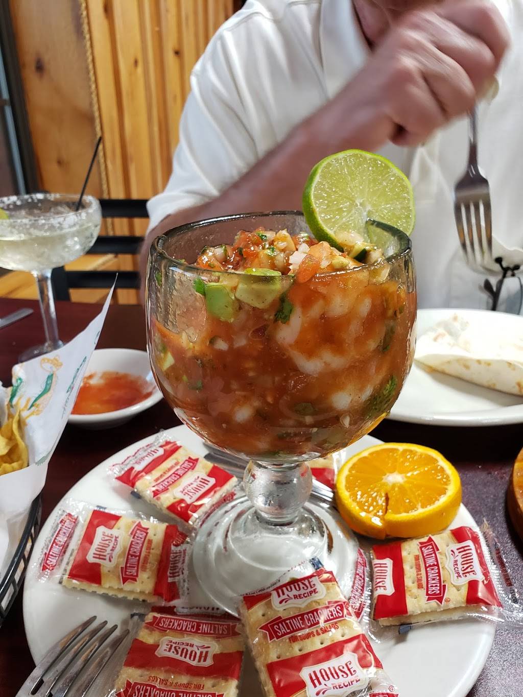 Chuck Wagon Cafe | restaurant | 12754 S 442 Rd, Locust Grove, OK 74352, USA | 9185983310 OR +1 918-598-3310