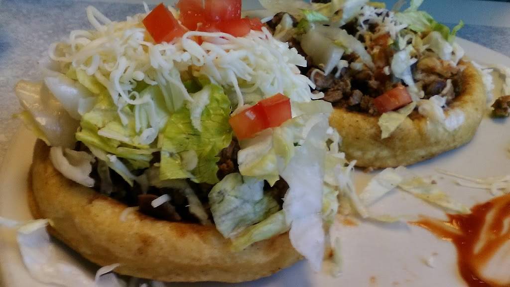 Carminas Mexican Food | restaurant | 12400 Perris Blvd, Moreno Valley, CA 92557, USA | 9512477240 OR +1 951-247-7240