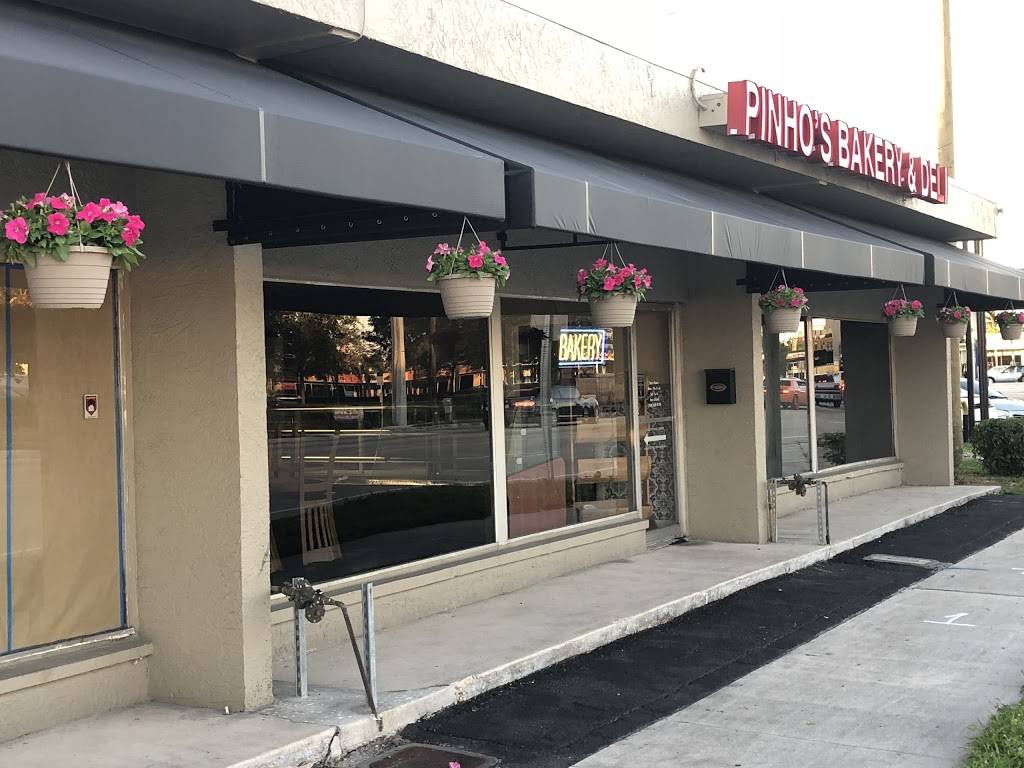 Pinhos Bakery & Deli | bakery | 4363 N Andrews Ave, Fort Lauderdale, FL 33309, USA | 9546309199 OR +1 954-630-9199