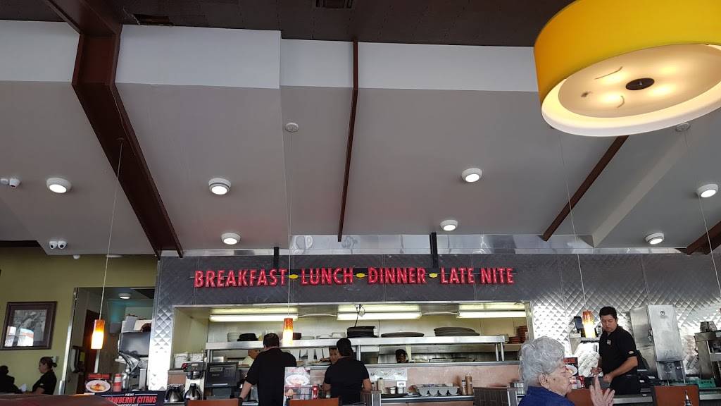 Dennys | restaurant | 1201 N Palm Canyon Dr, Palm Springs, CA 92262, USA | 7603259519 OR +1 760-325-9519