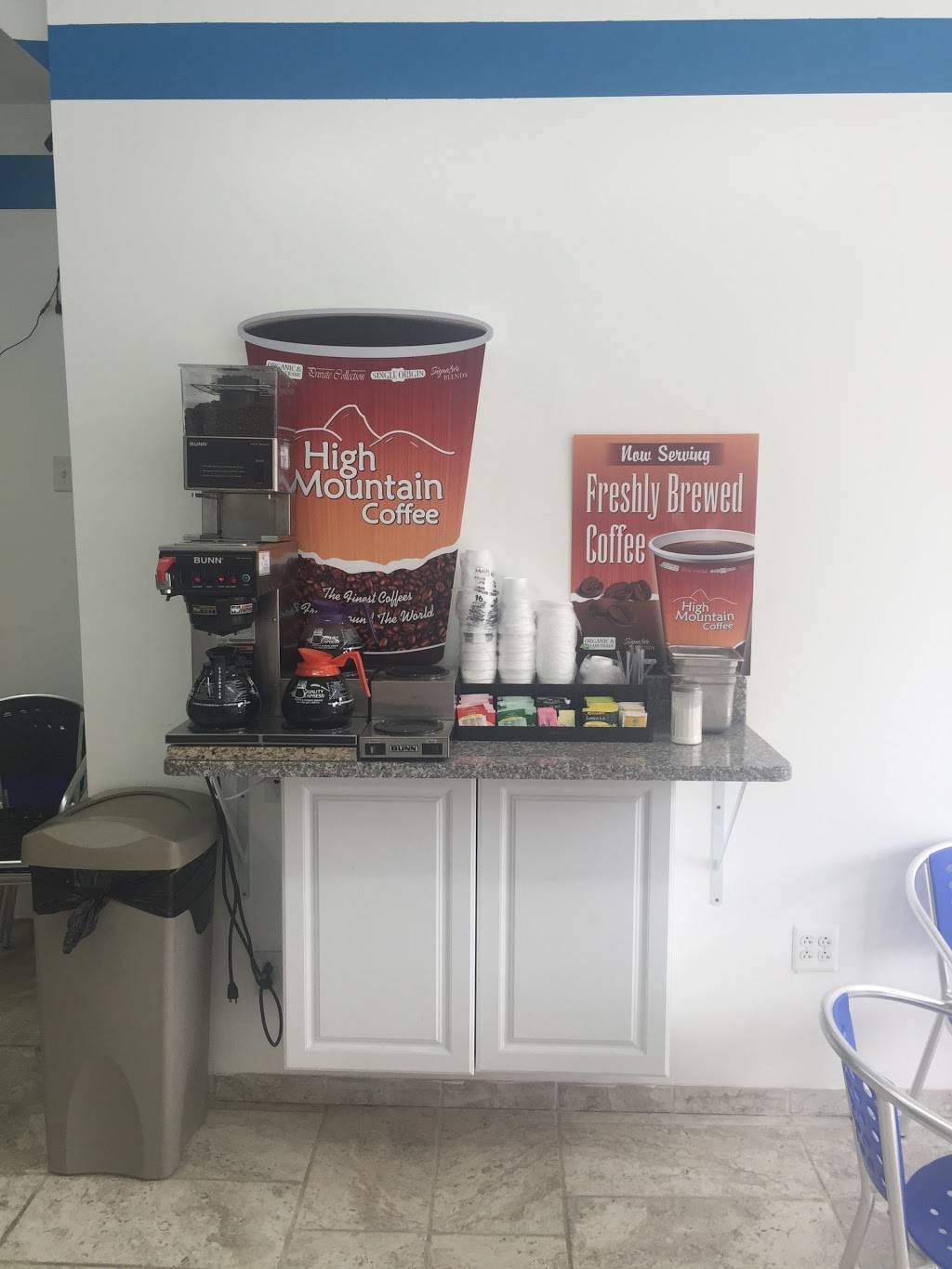 Talias Grille | bakery | 122 W Girard Ave, Philadelphia, PA 19123, USA | 2154139737 OR +1 215-413-9737