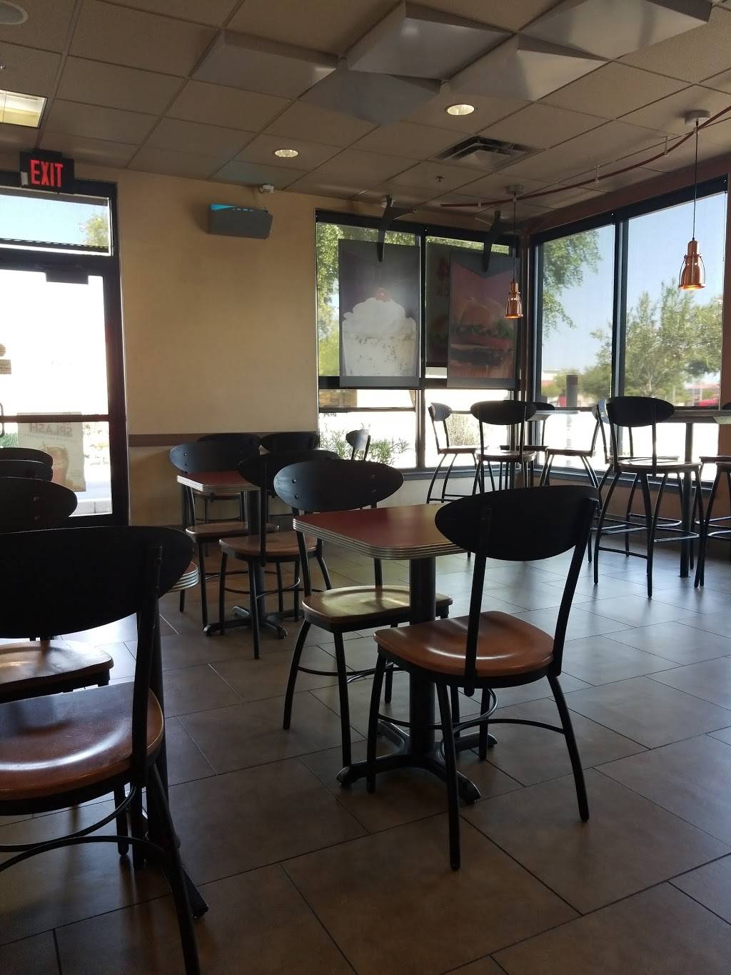 Jack in the Box | restaurant | 9840 W Lower Buckeye Rd, Tolleson, AZ 85353, USA | 6239361801 OR +1 623-936-1801