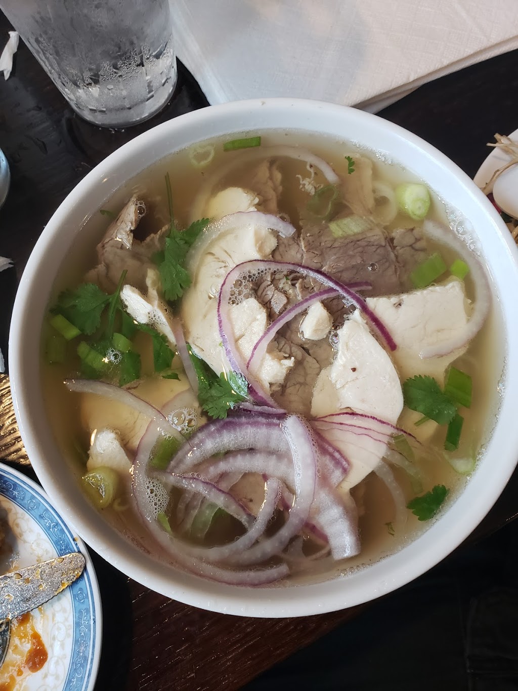 Lemongrass | restaurant | 2415 N Monroe St, Tallahassee, FL 32303, USA | 8507650672 OR +1 850-765-0672