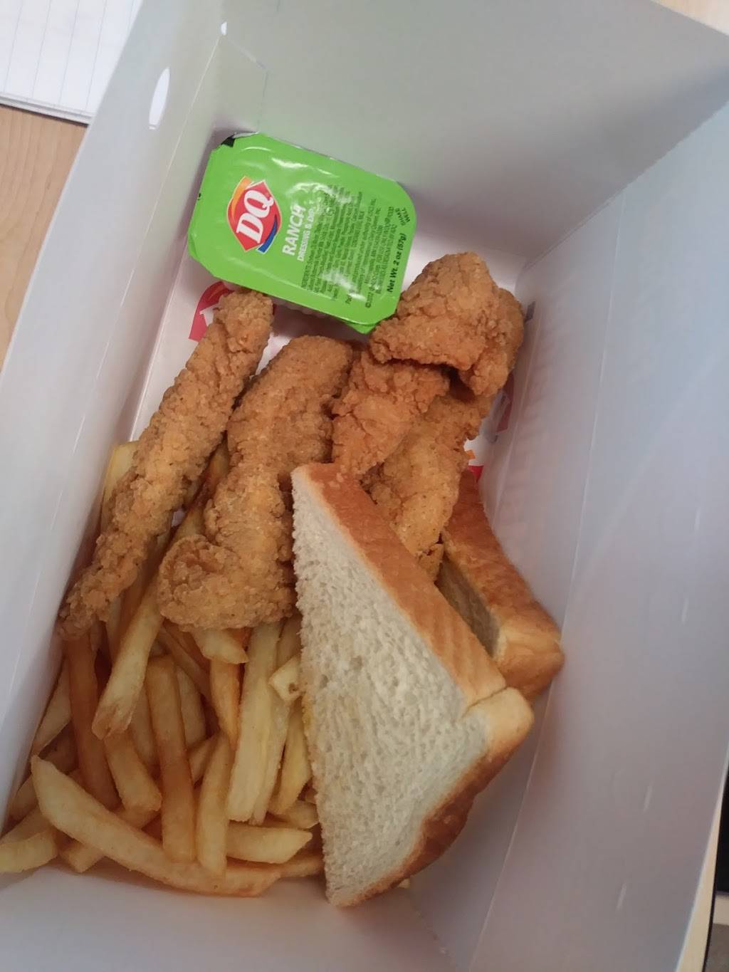 Dairy Queen Grill & Chill | restaurant | 2432 Niagara St, Niagara Falls, NY 14303, USA | 7162851873 OR +1 716-285-1873