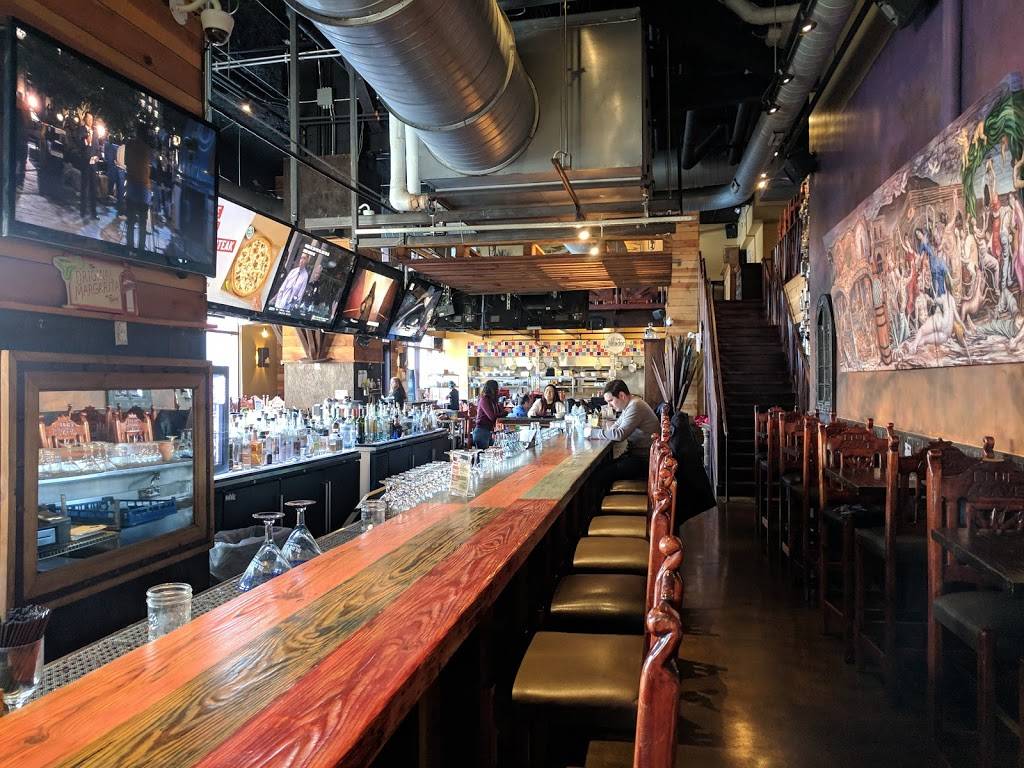 Blue Agave Tequila Bar & Restaurant | restaurant | 579 W Kinzie St, Chicago, IL 60654, USA | 3123006990 OR +1 312-300-6990