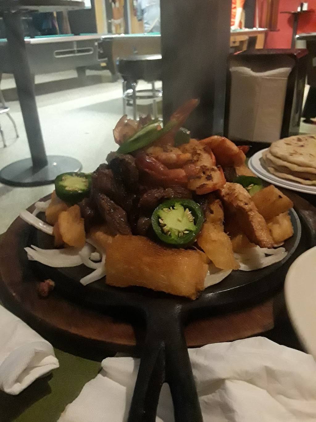 El Caracol Cafe | restaurant | 609 Sligo Ave, Silver Spring, MD 20910, USA | 3015887533 OR +1 301-588-7533