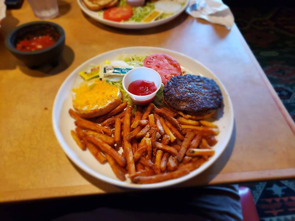 Pine Island | shopping mall | 8800-8900, FL-84, Davie, FL 33324, USA | 5616302300 OR +1 561-630-2300