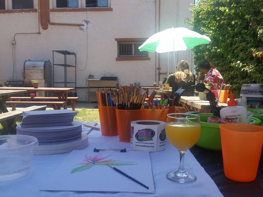 Cafe Club Fais Do-Do | restaurant | 5257 W Adams Blvd, Los Angeles, CA 90016, USA | 3239314636 OR +1 323-931-4636