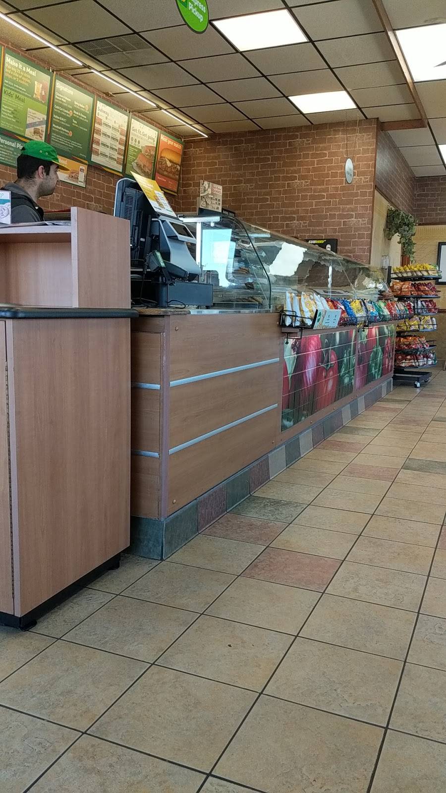 Subway Restaurants | restaurant | 4405 Landview Dr A, Greensboro, NC 27407, USA | 3368555911 OR +1 336-855-5911