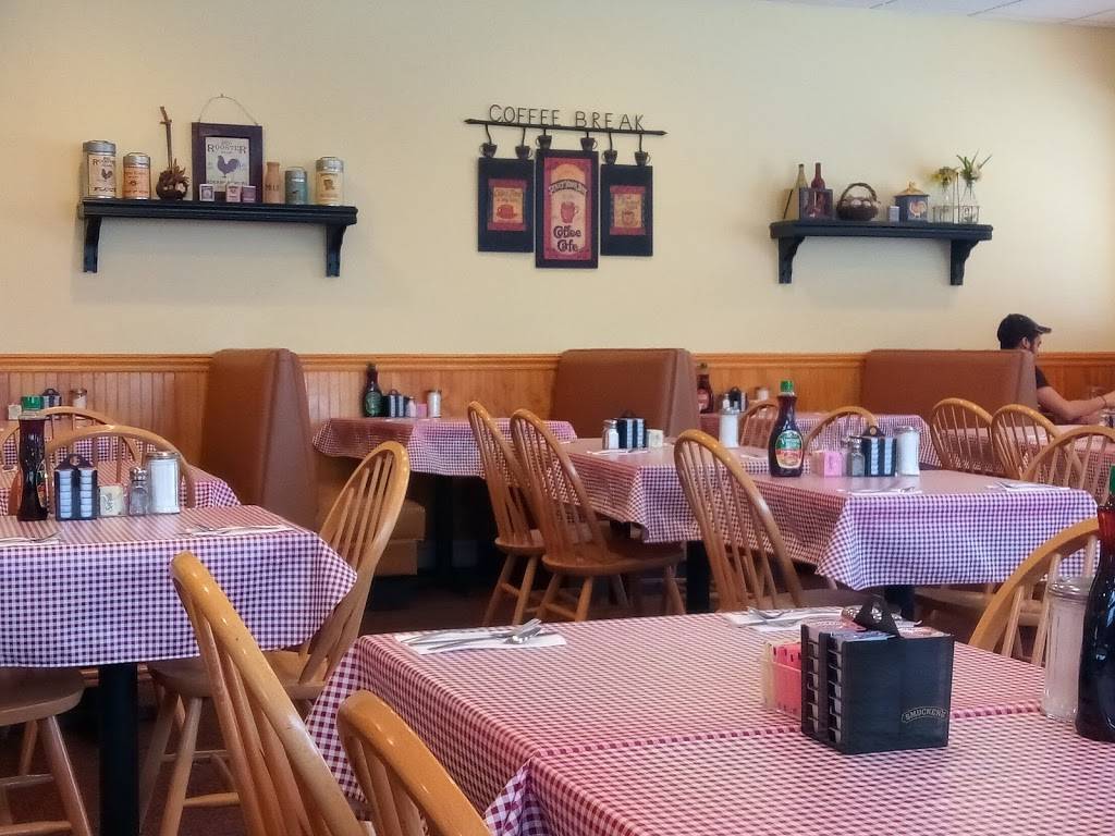 Christinas Country Cafe | cafe | 416 Emerson Ave, Hampstead, NH 03841, USA | 6033293430 OR +1 603-329-3430