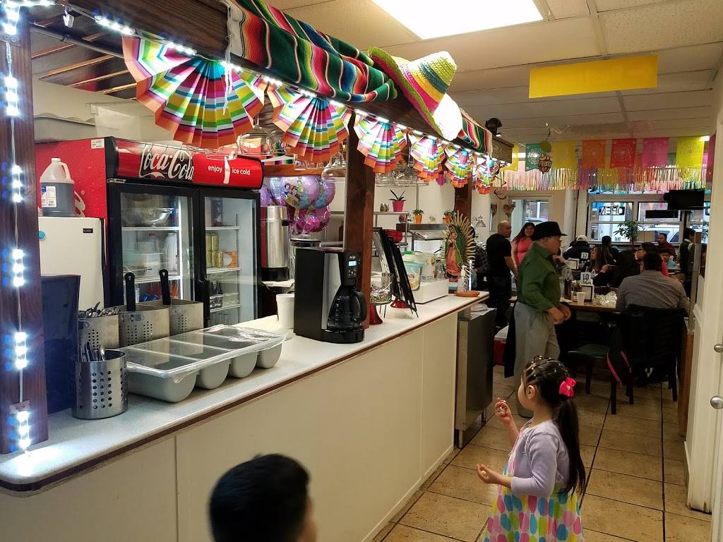 La Casa del Buffet | restaurant | 3857 W 26th St, Chicago, IL 60623, USA | 7738010696 OR +1 773-801-0696