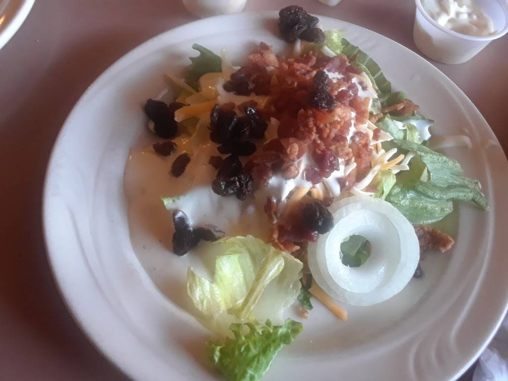 Wheelhouse Catfish & Wings | restaurant | 3100 Green Mountain Dr, Branson, MO 65616, USA | 4173320044 OR +1 417-332-0044