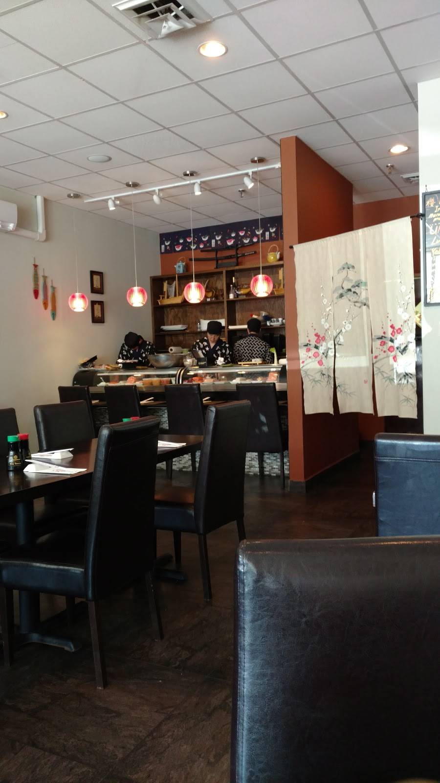 Sakura Sushi | restaurant | 300 Gordons Corner Rd, Manalapan Township, NJ 07726, USA | 7325368885 OR +1 732-536-8885