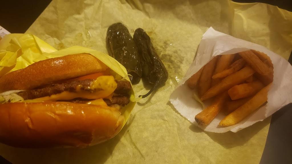 CaliBombs & Burgers | restaurant | 2300 E Lake Mead Blvd, North Las Vegas, NV 89030, USA | 7023810953 OR +1 702-381-0953