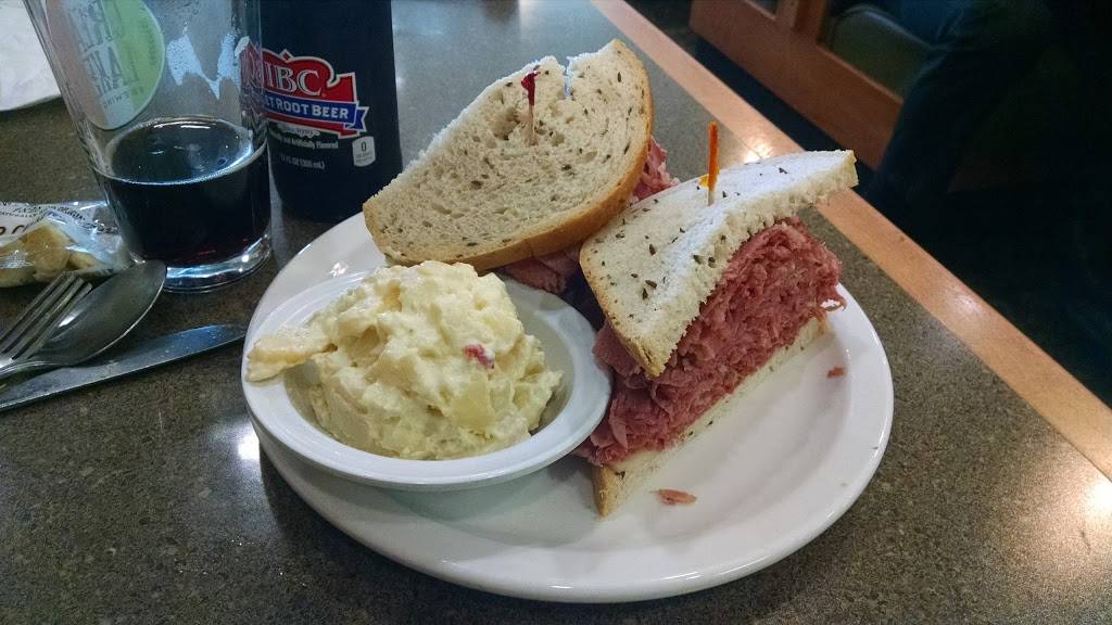 Chicago Deli & Restaurant | restaurant | 34390 Aurora Rd, Solon, OH 44139, USA | 4402488018 OR +1 440-248-8018