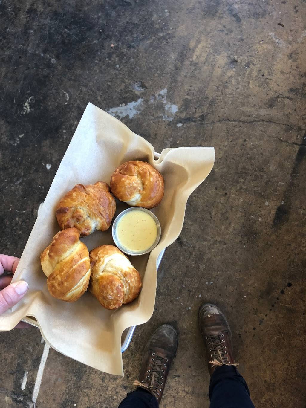 CAB Cafe | restaurant | F2, 307 W 11th St, Columbia, TN 38401, USA | 9315486524 OR +1 931-548-6524