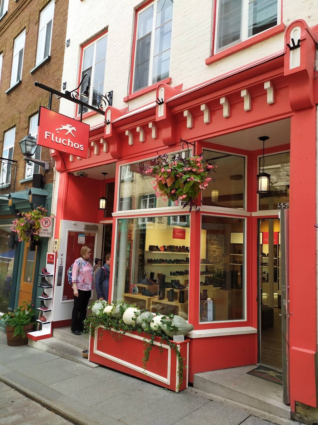 Initiale | restaurant | 54 Rue Saint-Pierre, Québec, QC G1K 4A1, Canada | 4186941818 OR +1 418-694-1818