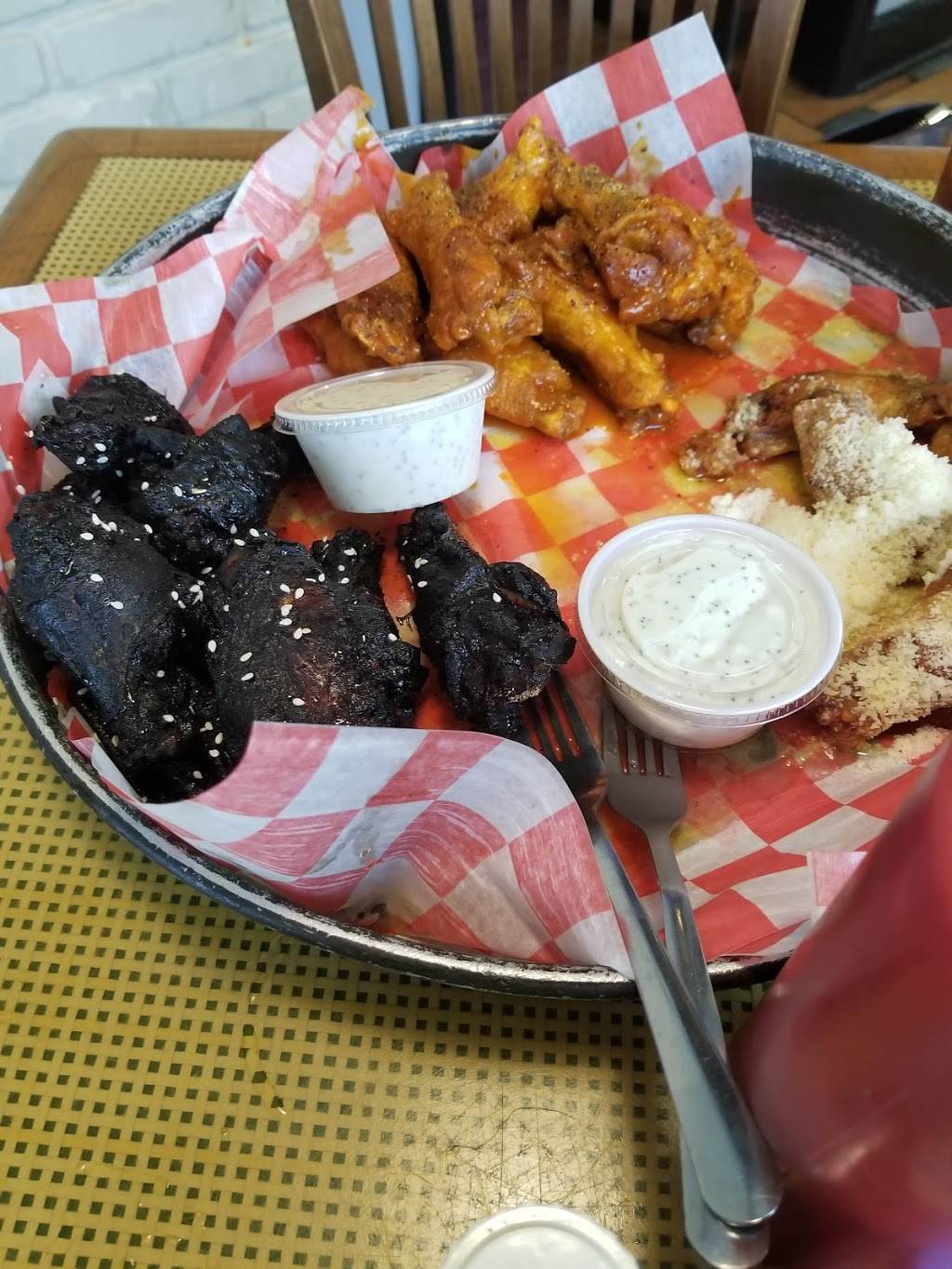 Wingbonz | restaurant | 1027 Oakland Ave, Rock Hill, SC 29732, USA | 8033270535 OR +1 803-327-0535