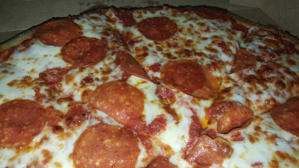 Little Caesars Pizza | meal takeaway | 2431 S Rangeline Rd, Joplin, MO 64804, USA | 4176224143 OR +1 417-622-4143