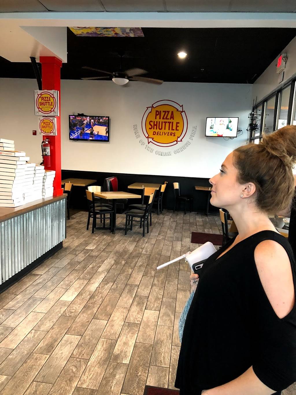 Pizza Shuttle | meal delivery | 12094 W 135th St, Overland Park, KS 66221, USA | 9138822182 OR +1 913-882-2182