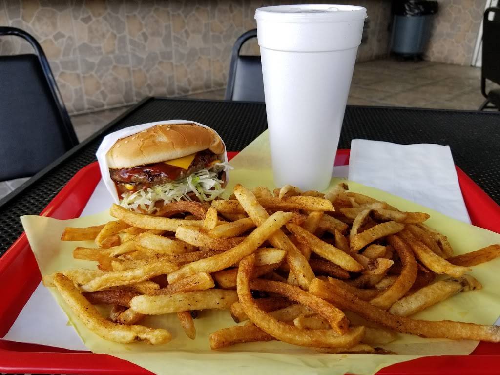 Daglas Drive-In | restaurant | 20036 Vanowen St, Canoga Park, CA 91306, USA | 8188836313 OR +1 818-883-6313