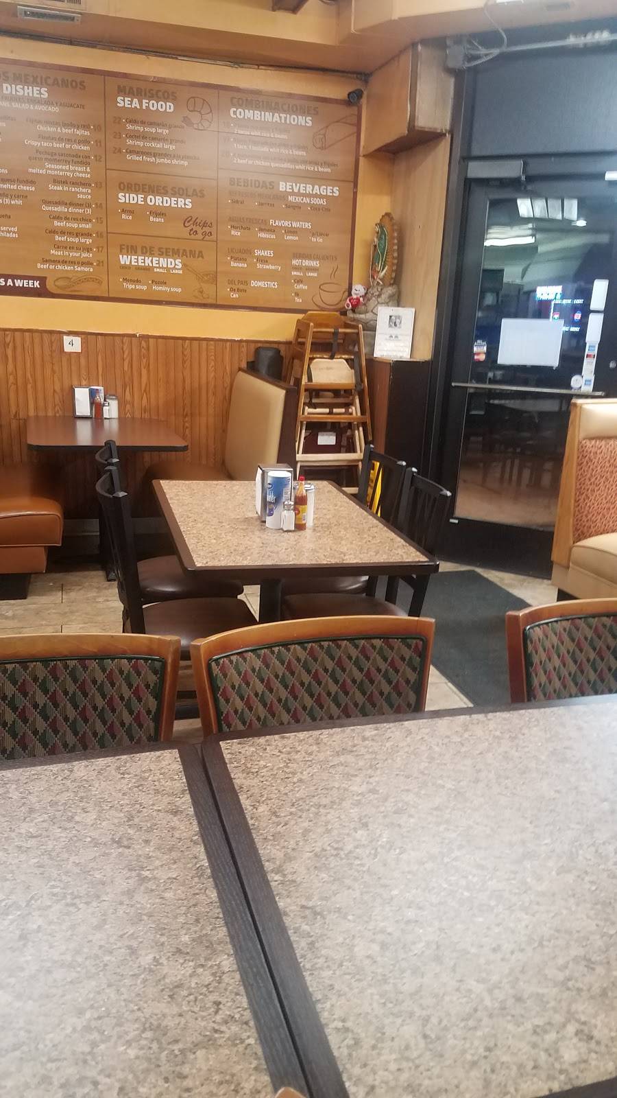 Nuevo Poncitlan | restaurant | 6322 W 26th St, Berwyn, IL 60402, USA | 7084845944 OR +1 708-484-5944