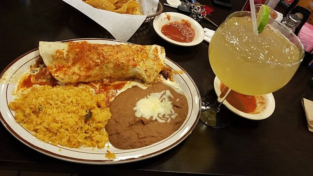 Guajillos Cocina Mexicana | restaurant | 434 E Wooster St c, Bowling Green, OH 43402, USA | 4198064866 OR +1 419-806-4866