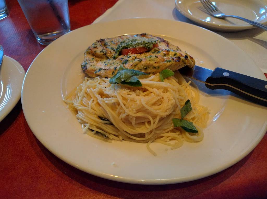Lomontes Italian Restaurant and Pizzeria | restaurant | 815 Plantation Dr #180, Richmond, TX 77406, USA | 2812328290 OR +1 281-232-8290