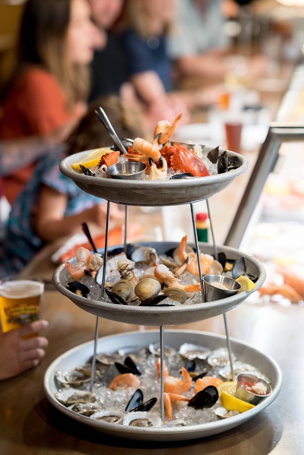 The Lobster Trap | restaurant | 35 Patton Ave, Asheville, NC 28801, USA | 8283500505 OR +1 828-350-0505