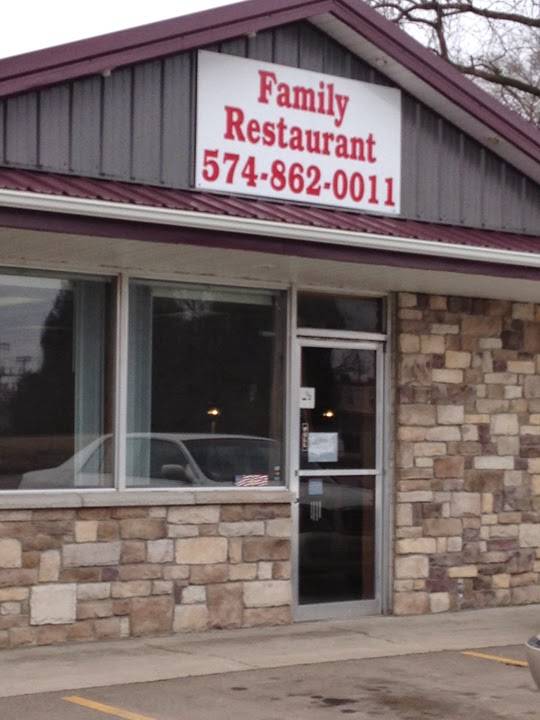 Bianas Diner | restaurant | 902 E Waterford St, Wakarusa, IN 46573, USA | 5748620011 OR +1 574-862-0011