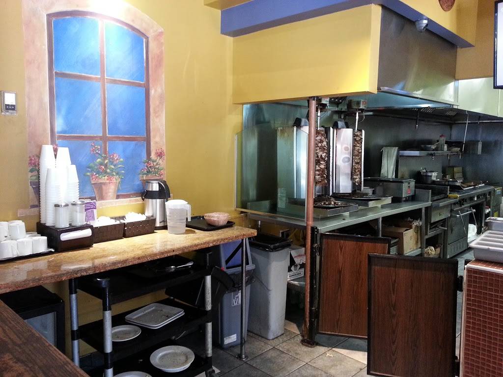 Pita & Grill Family Restaurant | restaurant | 134 Dundas St W, Mississauga, ON L5B 2N6, Canada | 9055660140 OR +1 905-566-0140