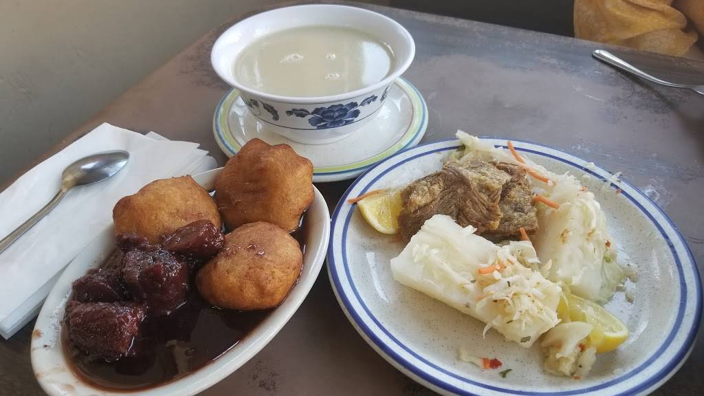 Los Molcajetes | restaurant | 1800 W 8th St, Los Angeles, CA 90057, USA | 2133888994 OR +1 213-388-8994