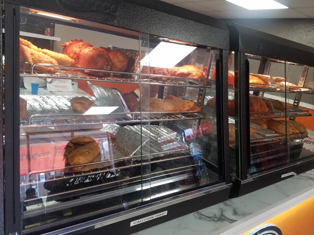 Empanadas Latin Street Food | restaurant | 5543 Ridge Rd, Parma, OH 44129, USA | 4403405618 OR +1 440-340-5618