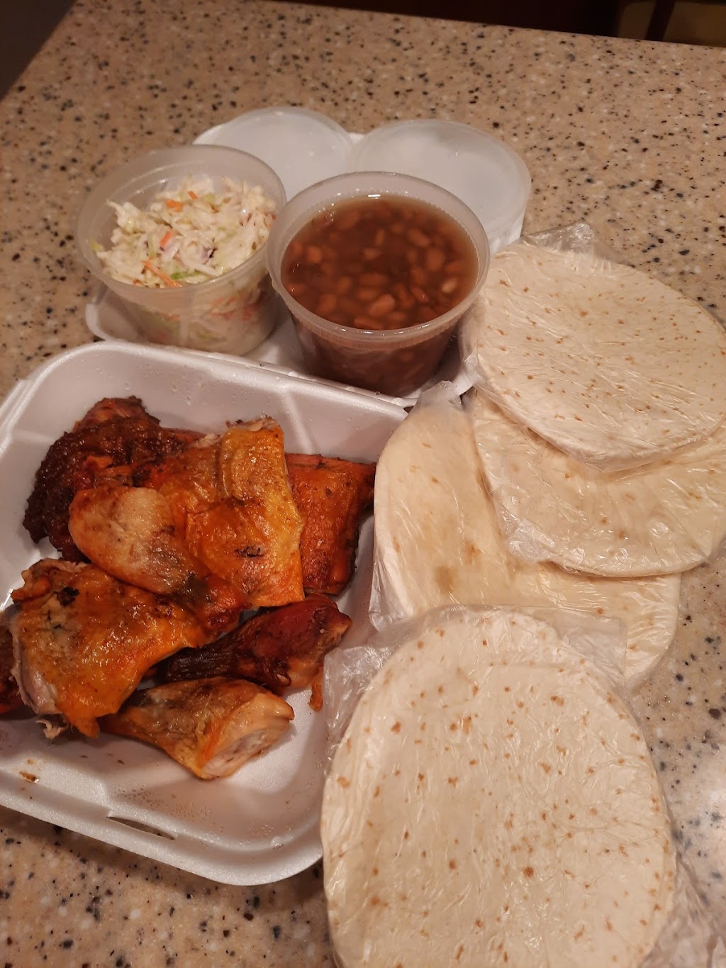 Pueblo Pollo | restaurant | 2984 State St, Santa Barbara, CA 93105, USA | 8055638099 OR +1 805-563-8099