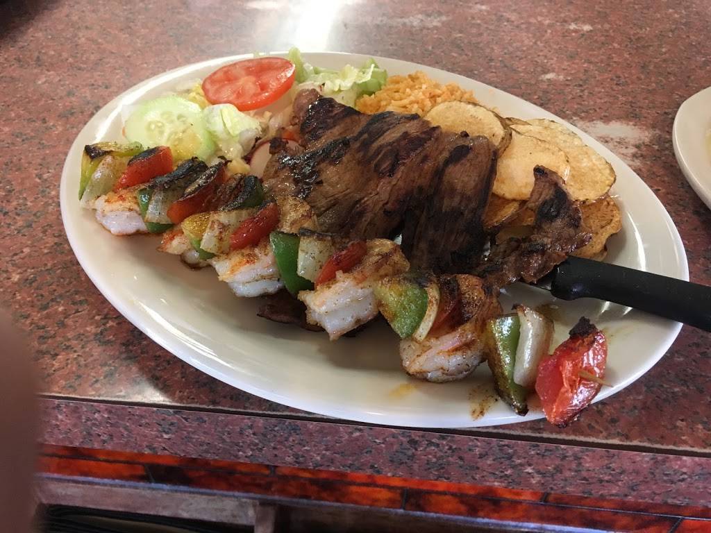 Casa Luz | restaurant | 2975 E Florence Ave, Huntington Park, CA 90255, USA | 3235821952 OR +1 323-582-1952