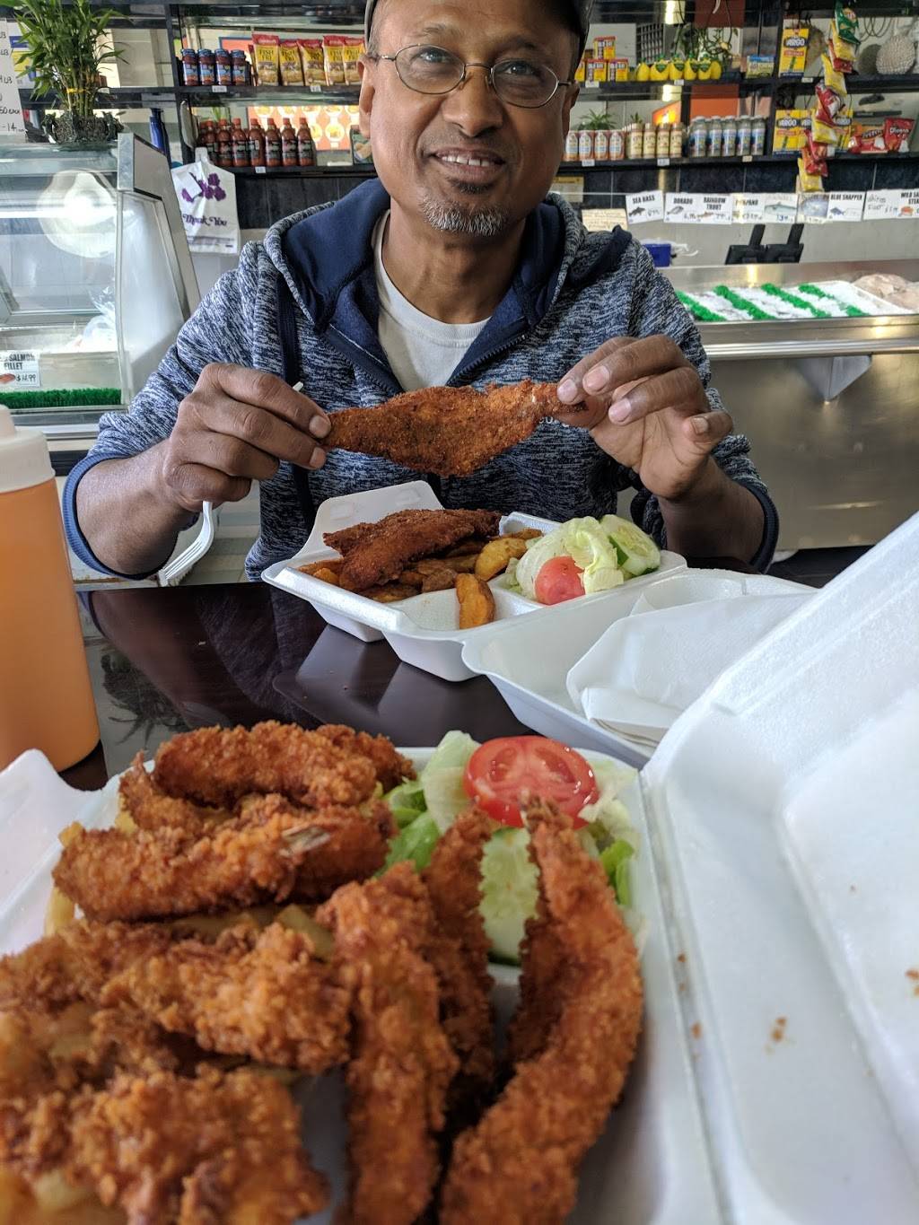 Fish House | restaurant | 47-49 42nd St, Sunnyside, NY 11104, USA | 7184827588 OR +1 718-482-7588