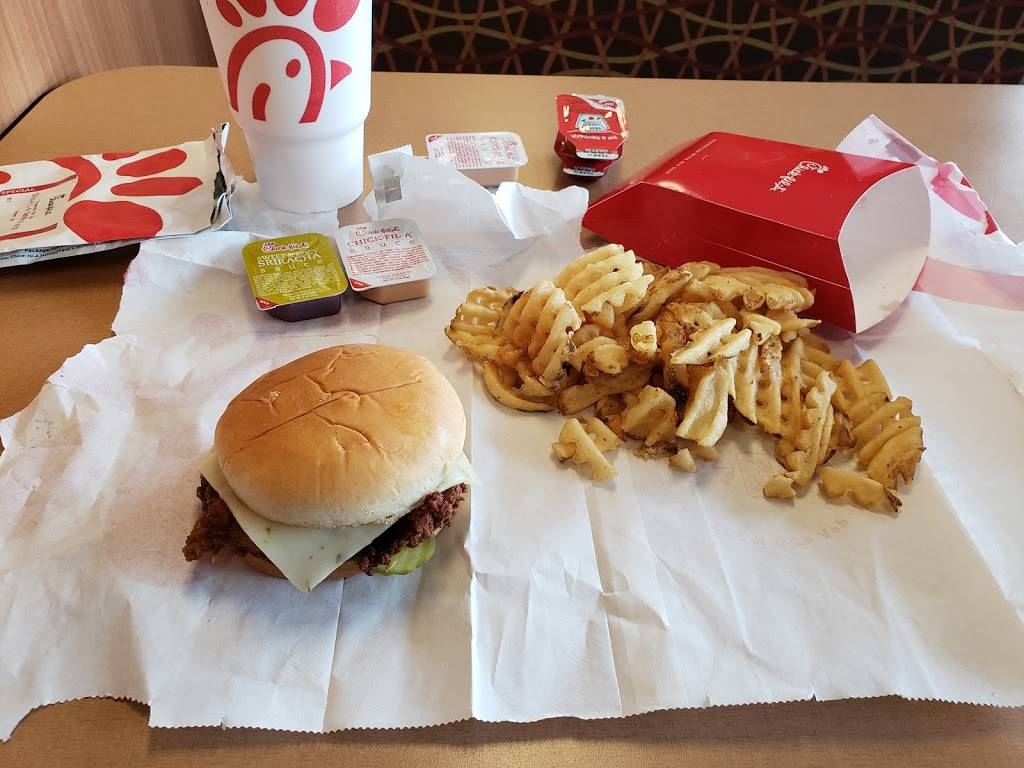 Chick-fil-A | restaurant | 1900 S University Dr, Davie, FL 33324, USA | 9544721123 OR +1 954-472-1123